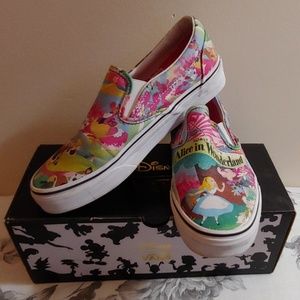 Vans Alice in Wonderland Classic Slip-On